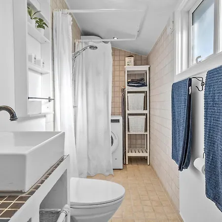 3 Bedroom Stunning In *